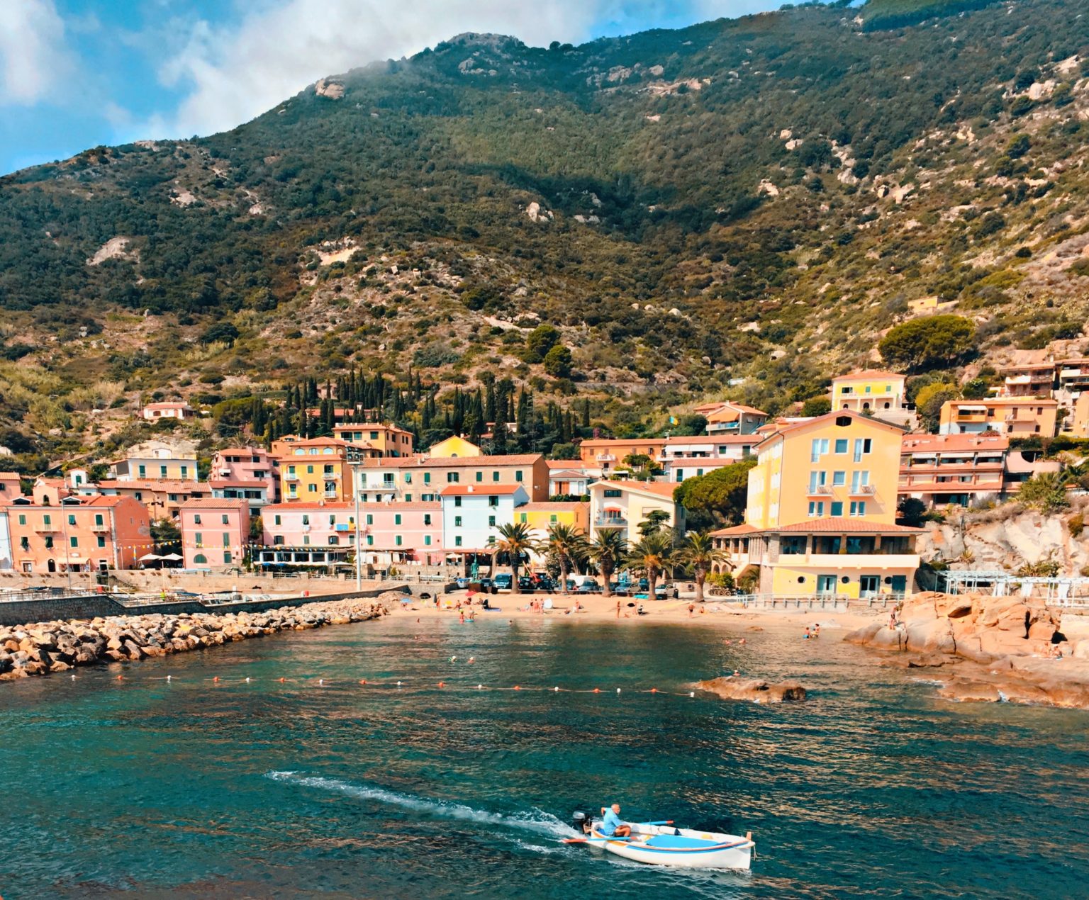 Isola del Giglio spiagge e da non perdere e come arrivare